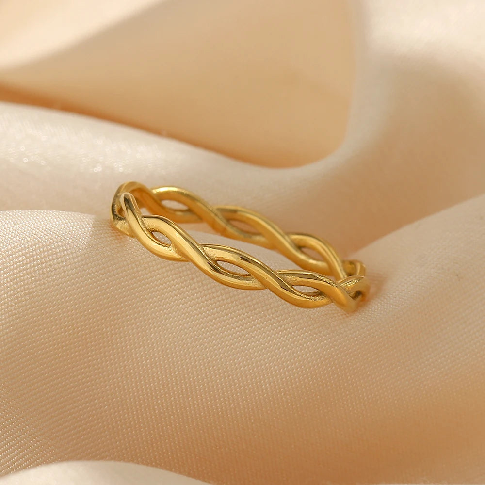 Bague fine tressée pour femme