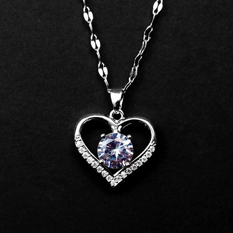 Collier coeur intégré