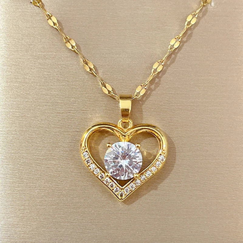 Collier coeur intégré